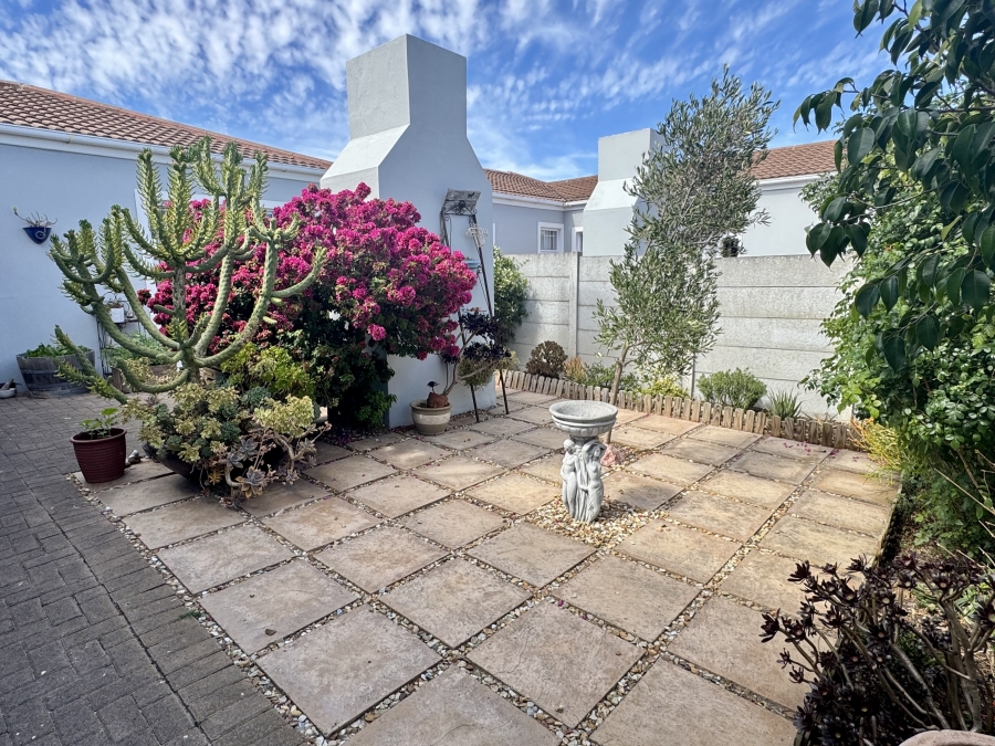 3 Bedroom Property for Sale in Parklands Western Cape